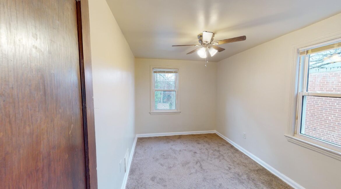 123-53rd-St-SE-A-1-Bedroom-1-Bath-02202023_200756