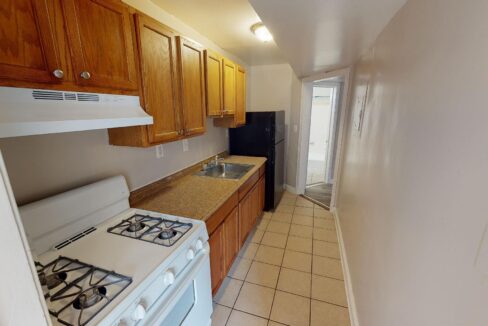 3004-30th-St-SE-3- kitchen