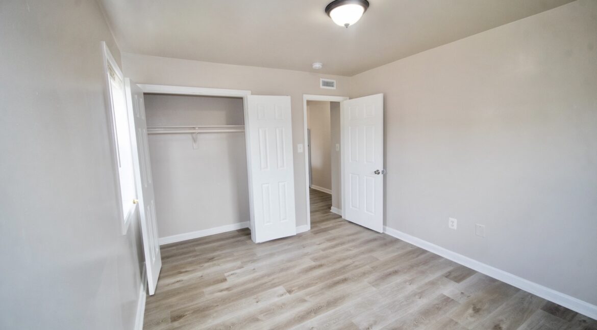 24035D9E-4101-45AA-AB11-504FCDB03B95