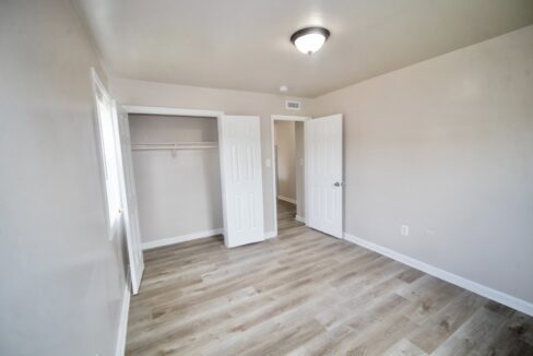 24035D9E-4101-45AA-AB11-504FCDB03B95