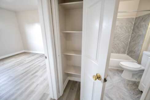 6E11137B-39E2-4472-A04C-75D2F03BEEA3