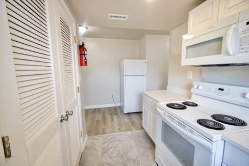 9CBA1502-36C0-4983-9645-17CBEC50D2EC