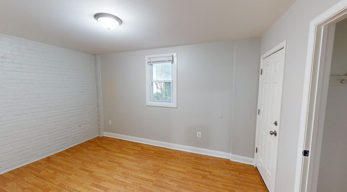 208-36th-St-NE-3-Bed-1-Bath-01242024_174656