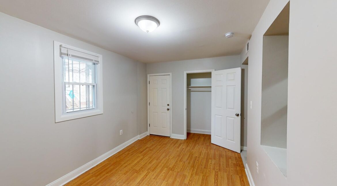 208-36th-St-NE-3-Bed-1-Bath-01242024_174709