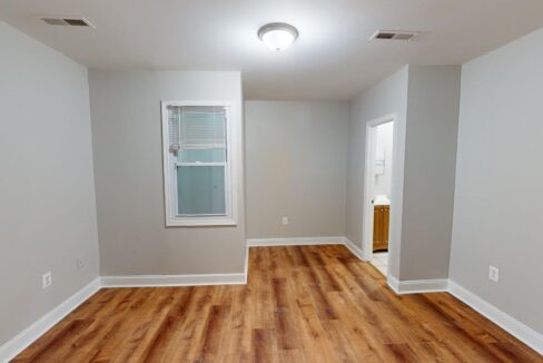 208-36th-St-NE-3-Bed-1-Bath-01242024_181219