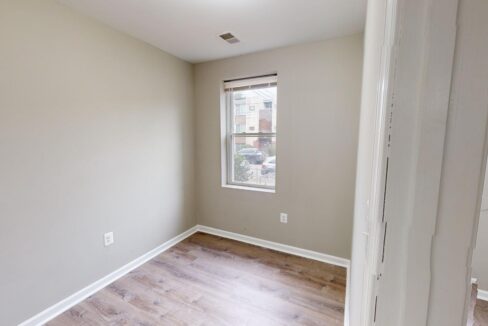 208-36th-St-NE-3-Bed-1-Bath-01242024_182621