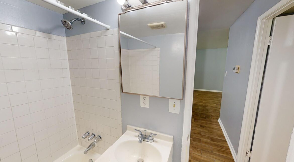 584-Wilson-Drive-A2-1-Bed-1-Bath-05162024_133016