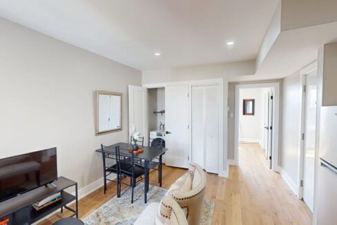 1825-Providence-St-NE-4-2-Bed-1-Bath-04162025_161917