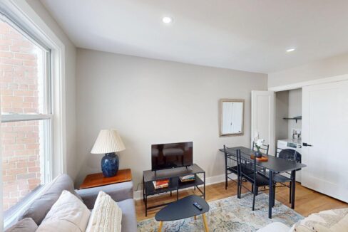 1825-Providence-St-NE-4-2-Bed-1-Bath-04162025_161943