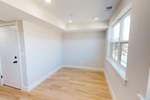 2011-Benning-Rd-NE-4-2-Bed-Den-2-Bath-03112024_191707