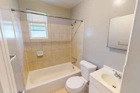 1911-18th-St-SE-202-2-Bedroom-1-Bath-04102024_162946