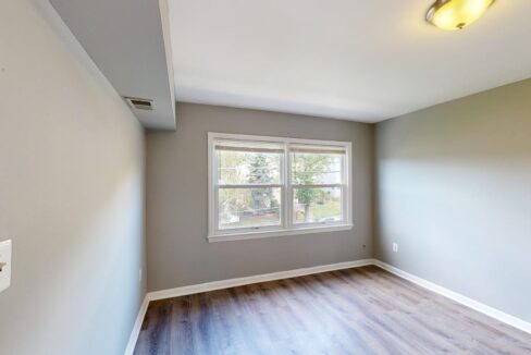 419-Burbank-St-SE-5-1-Bed-1-Bath-08222024_201857