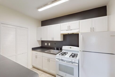 723-12th-St-SE-4-1Bed-1-Bath-08012024_204831