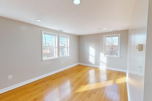 1530-28th-Pl-SE-301-1-Bed-1-Bath-12072024_184545