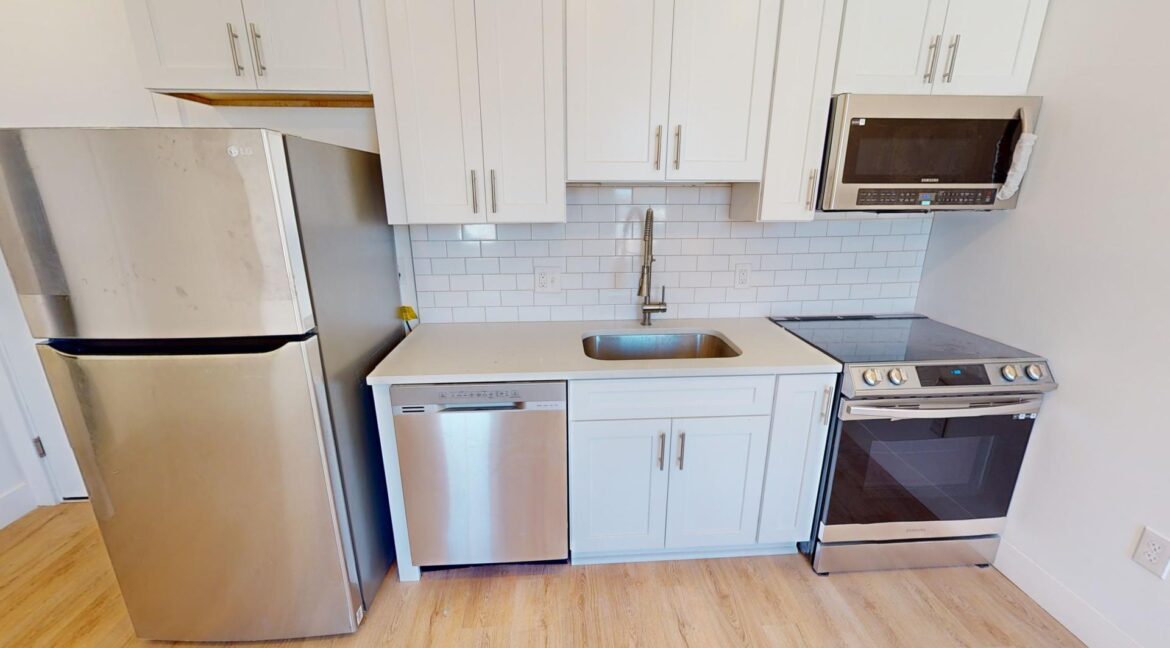 201-Kennedy-St-NW-7-1-Bed-1-Bath-11232024_205500