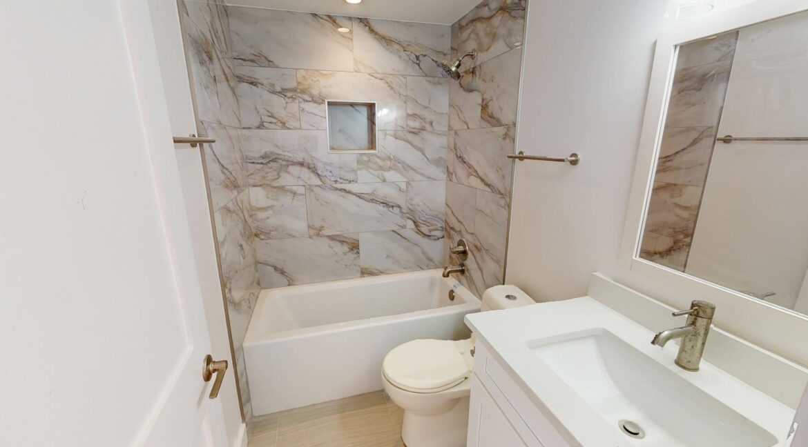 201-Kennedy-St-NW-7-1-Bed-1-Bath-11232024_205521