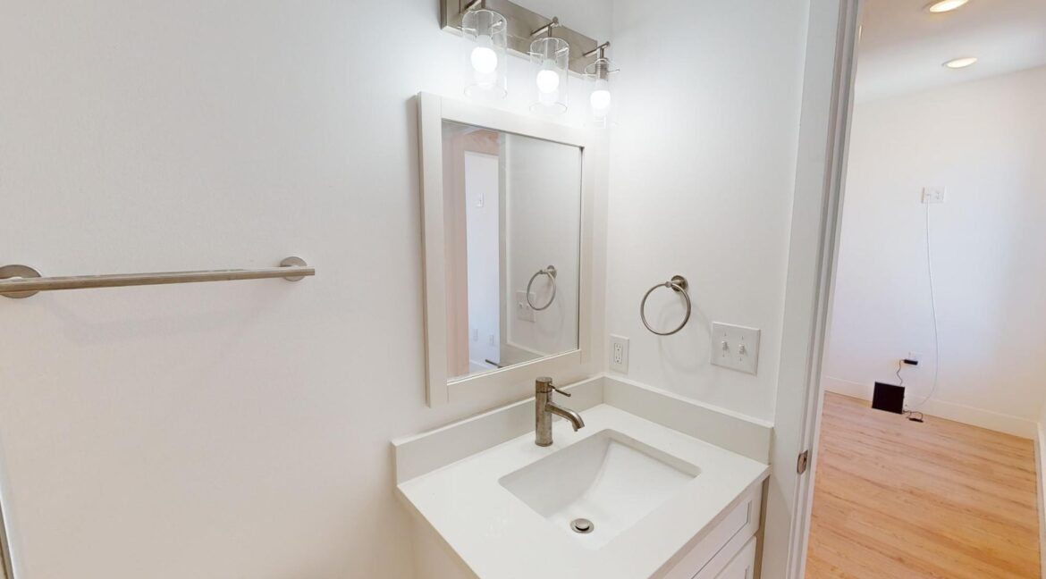 201-Kennedy-St-NW-7-1-Bed-1-Bath-11232024_205542