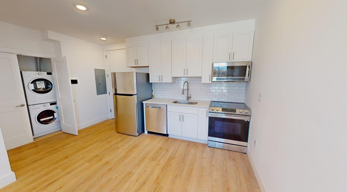 201-Kennedy-St-NW-7-1-Bed-1-Bath-11232024_205852