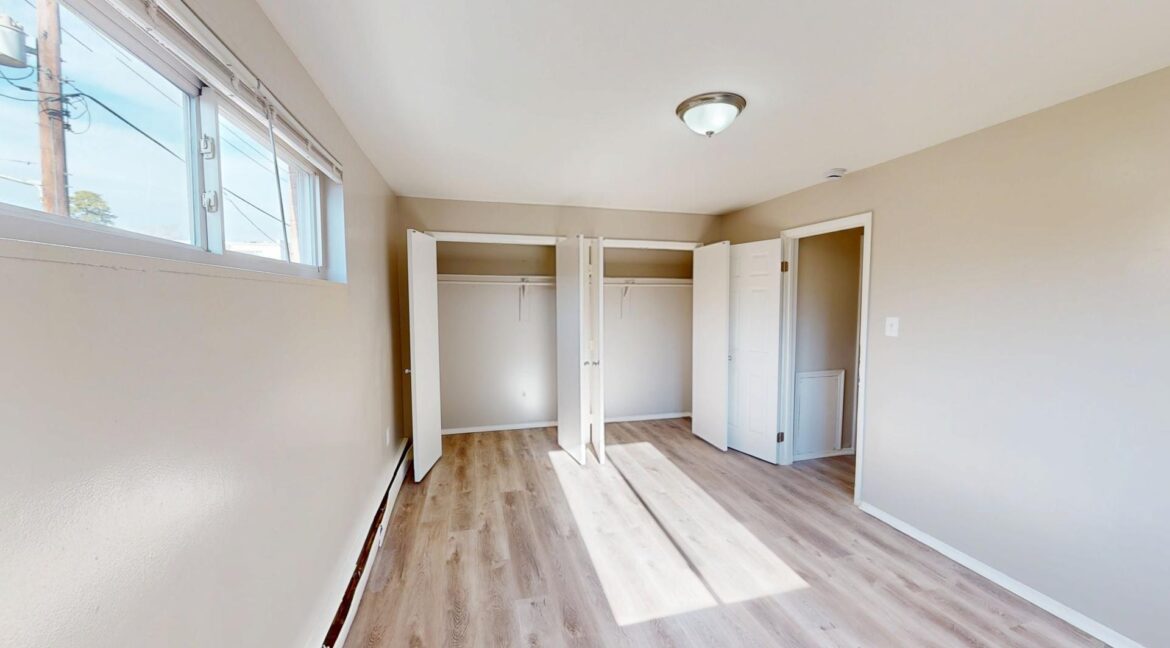 2930-Knox-Pl-SE-103-02072025_180018