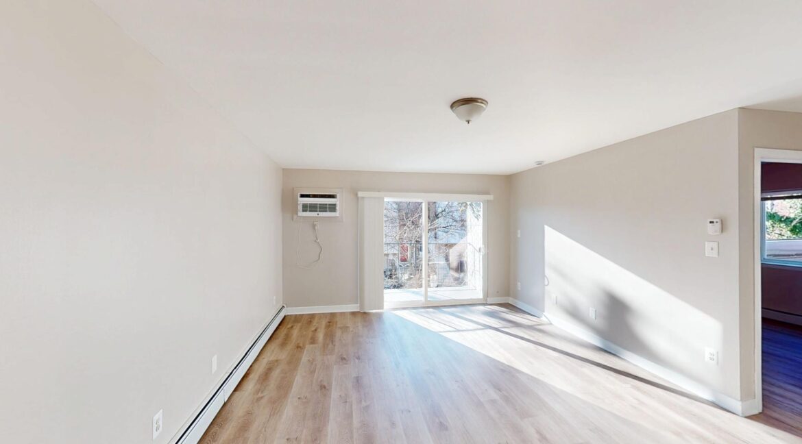 1810-29th-St-SE-104-1-Bed-1-Bath-03032025_191133