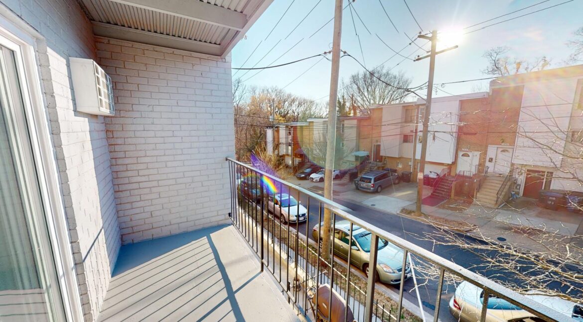 1810-29th-St-SE-104-1-Bed-1-Bath-03032025_191154