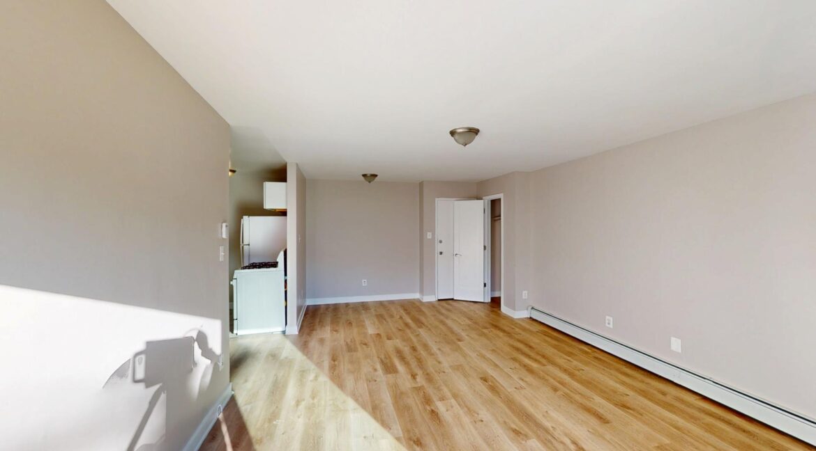 1810-29th-St-SE-104-1-Bed-1-Bath-03032025_191210