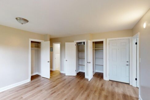 2912-Southern-Ave-SE-4-3-Bed-1-Bath-04102025_180136