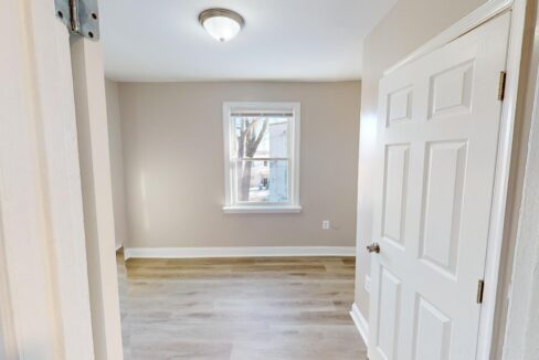 3137-Buena-Vista-Terrace-SE-3-3-Bed-1-Bath-01172025_185333