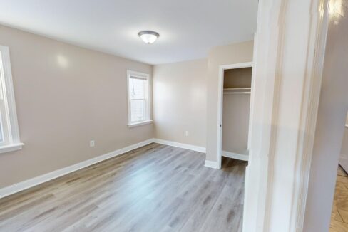 3137-Buena-Vista-Terrace-SE-3-3-Bed-1-Bath-01172025_185401