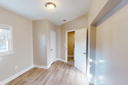 3137-Buena-Vista-Terrace-SE-3-3-Bed-1-Bath-01172025_185459