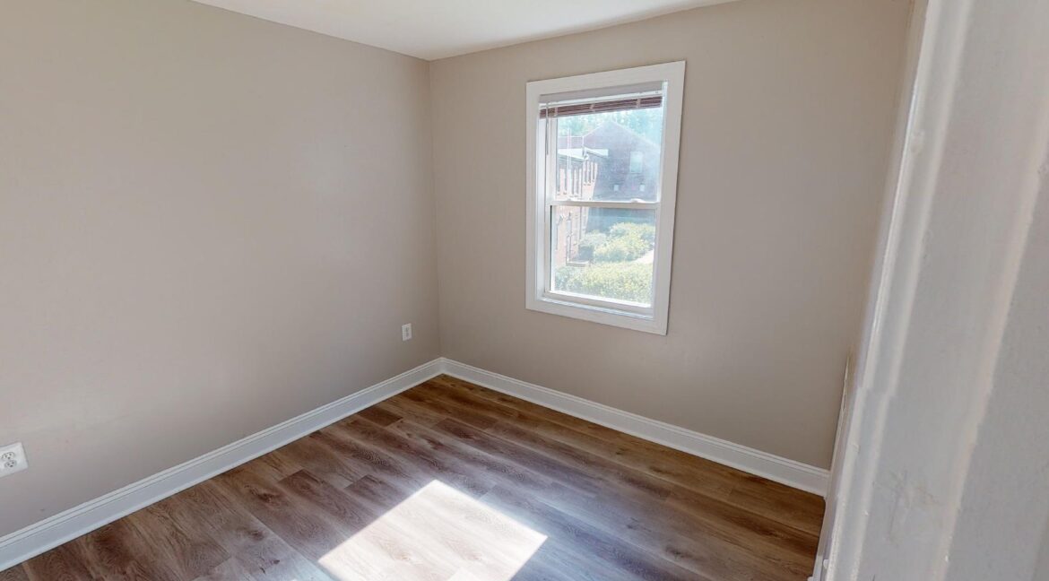 3317-15th-St-SE-3-07112022_192746