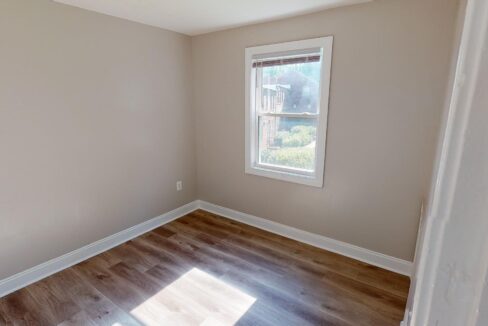 3317-15th-St-SE-3-07112022_192746