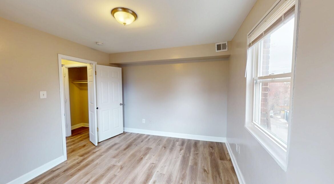 5210-Just-St-NE-8-1-Bedroom-1-Bath-03062025_151458