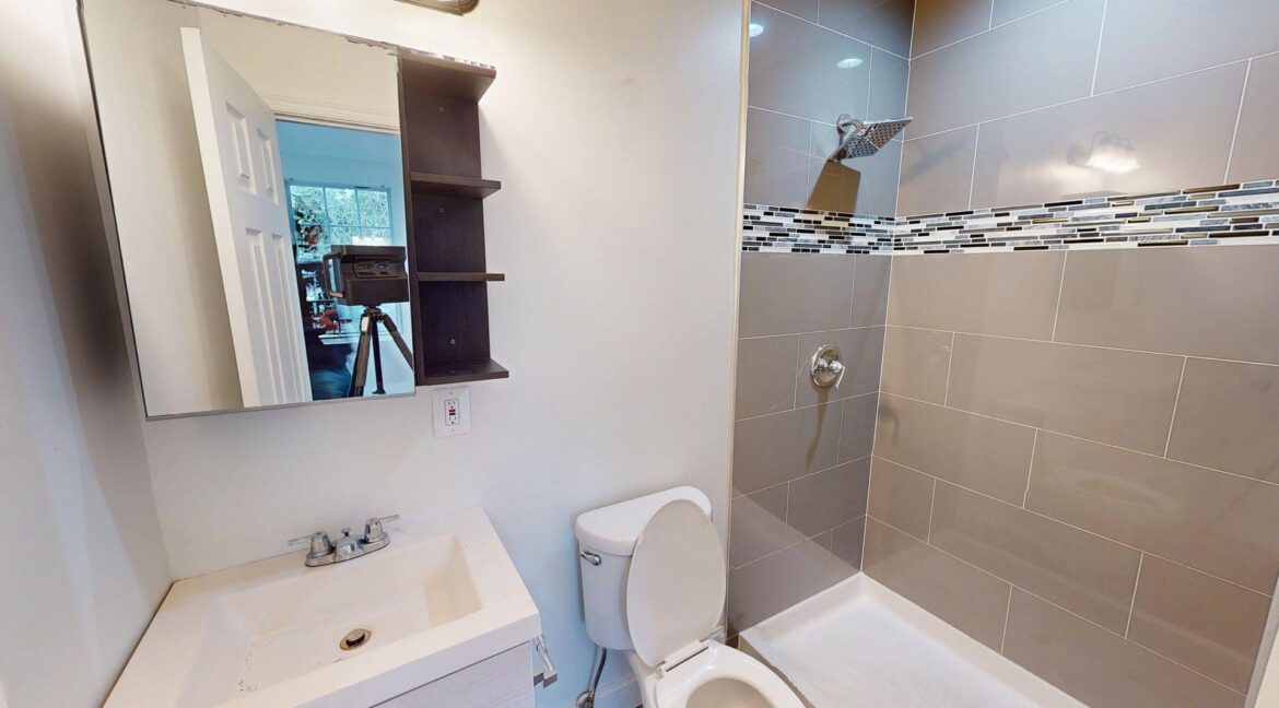 1608-18th-St-SE-1-6-Bed-4-Bath-03172026_191538