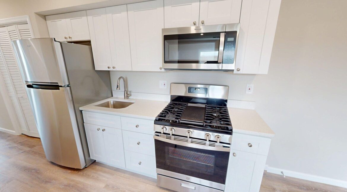 2825-2431-Alabama-Ave-SE-3-Bed-1-Bath-04102025_160556