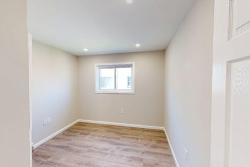 330-336-63rd-St-NE-3-Bed-1-Bath-04092025_183946