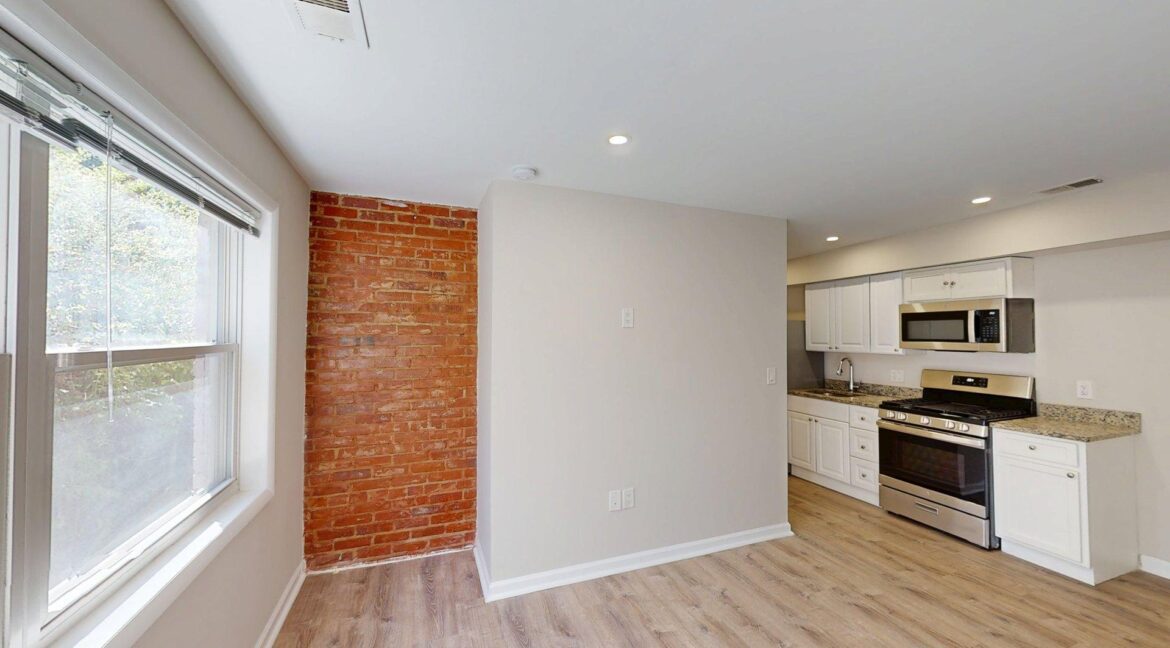 4203-Edson-Pl-NE-2B-2-Bed-1-Bath-04082025_174030