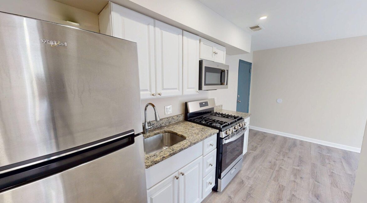 4203-Edson-Pl-NE-2B-2-Bed-1-Bath-04082025_174112