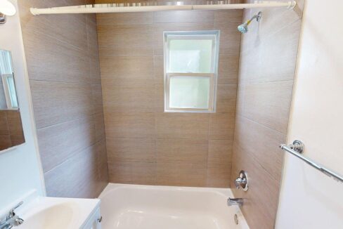 4203-Edson-Pl-NE-2B-2-Bed-1-Bath-04082025_174236