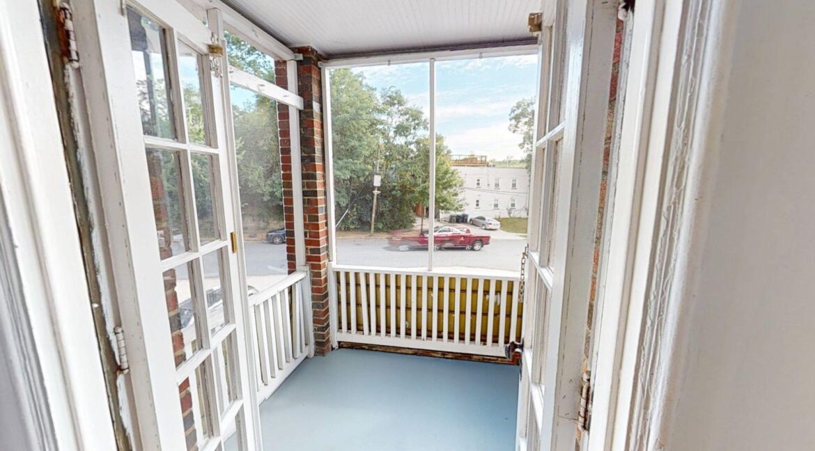 2927-Pennsylvania-Ave-SE-204-3-Bed-1-Bath-08122025_230741