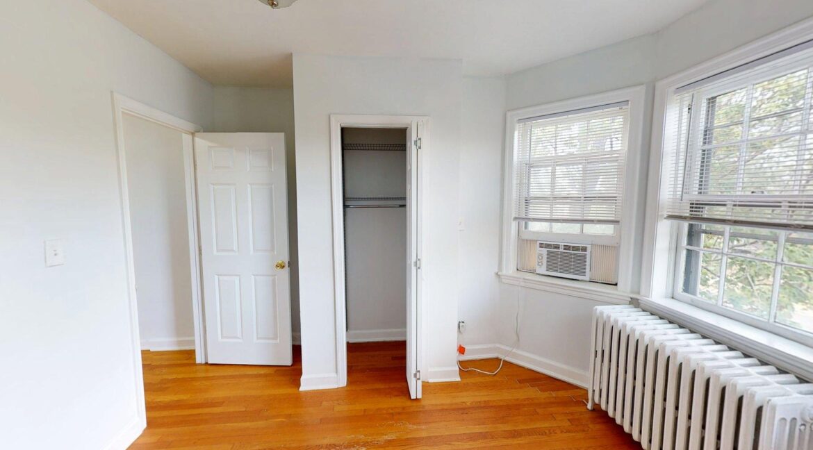 2927-Pennsylvania-Ave-SE-204-3-Bed-1-Bath-08122025_230808