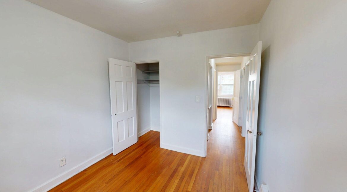 2927-Pennsylvania-Ave-SE-204-3-Bed-1-Bath-08122025_230845