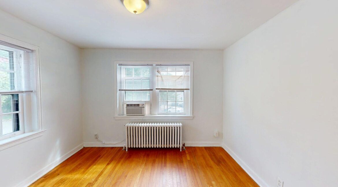2927-Pennsylvania-Ave-SE-204-3-Bed-1-Bath-08122025_230855