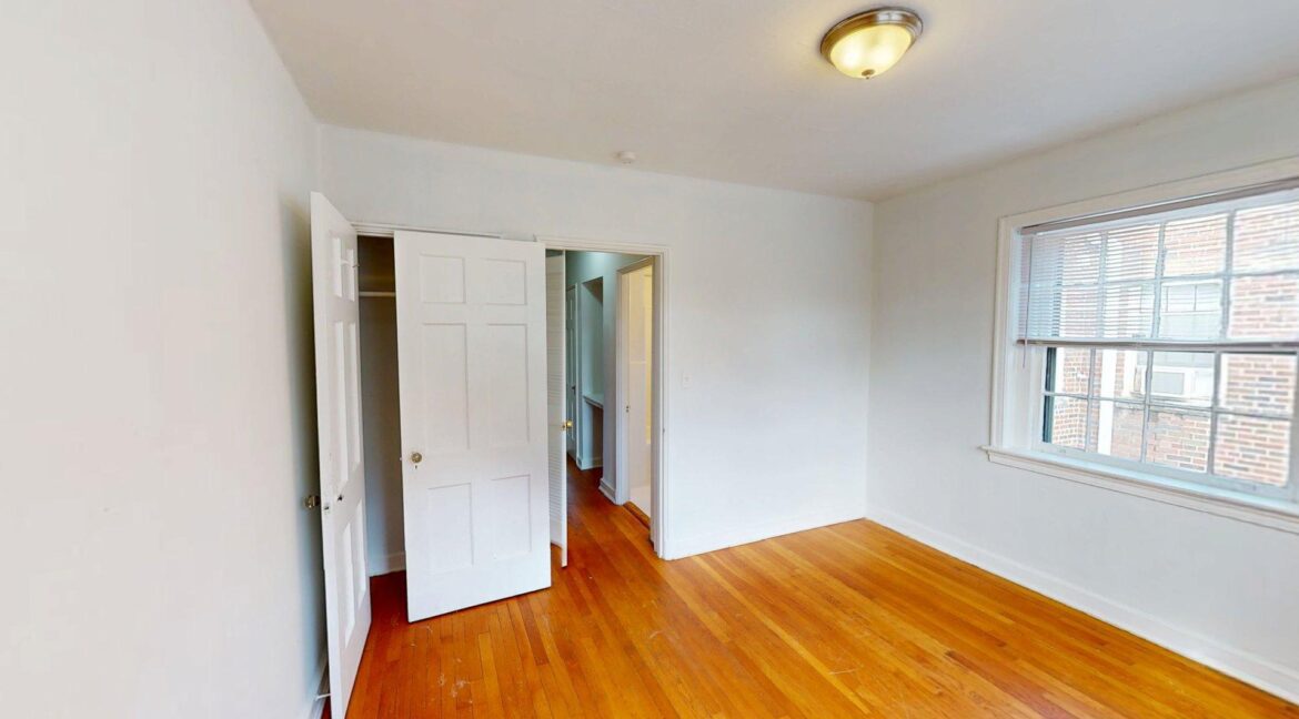 2927-Pennsylvania-Ave-SE-204-3-Bed-1-Bath-08122025_230901