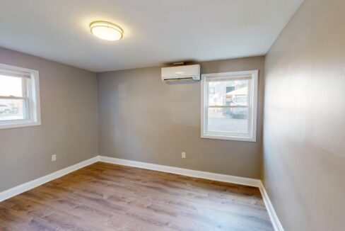 4919-A-St-SE-2-Bed-1-Bath-08272025_141334