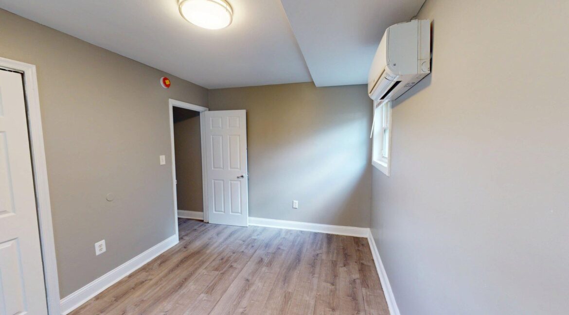 4919-A-St-SE-2-Bed-1-Bath-08272025_141439