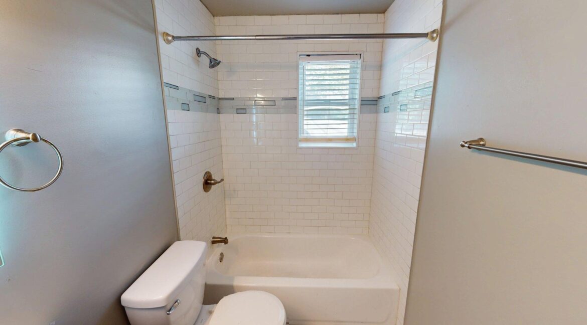 4919-A-St-SE-2-Bed-1-Bath-08272025_141455