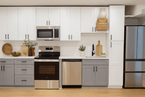 09F7031A-3CA0-43DA-8859-3C7CF1DBE2D0