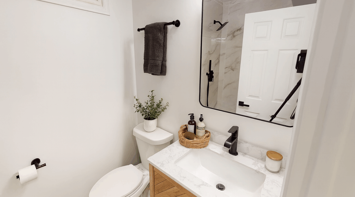 7D1EA4AE-52E2-4F17-8C0E-F748877B4F64