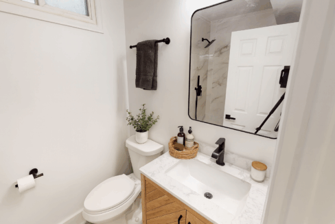 7D1EA4AE-52E2-4F17-8C0E-F748877B4F64